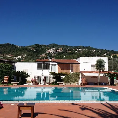Bed & Breakfast L'incompiuta *